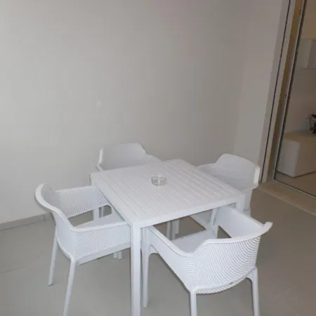 Stylish With Rooftop Pool Apartment Bibione